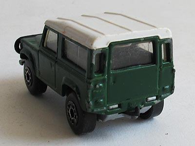 r218c_land_rover_ninety.jpg (16488 Byte)