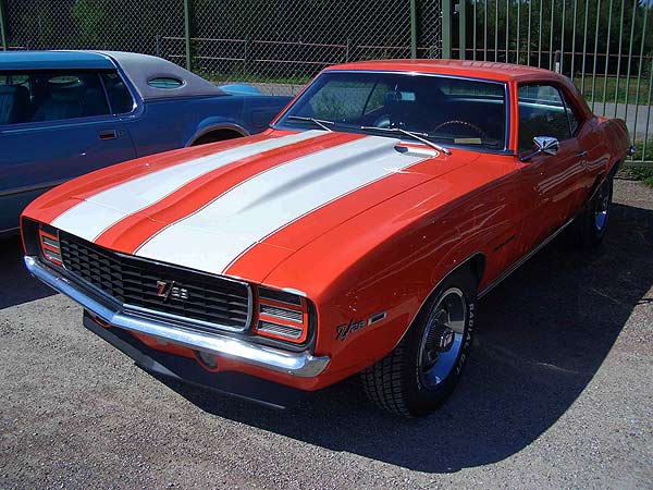 gall371_Chevrolet_Camaro.jpg (64351 Byte)